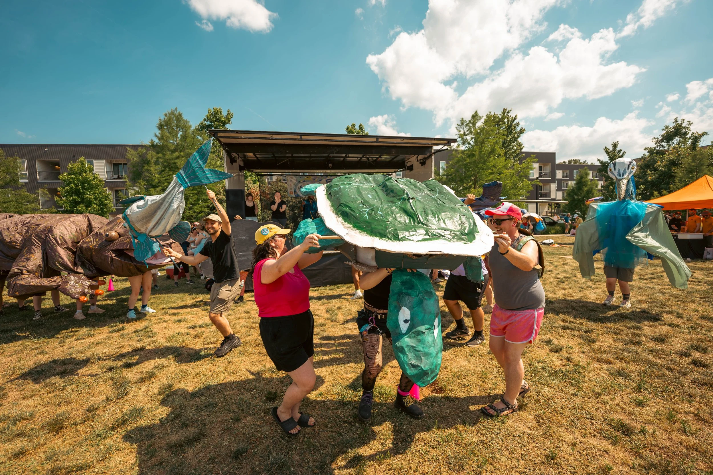 Copy of TarynFerro_Cattywampus_Parade_26-372.jpg