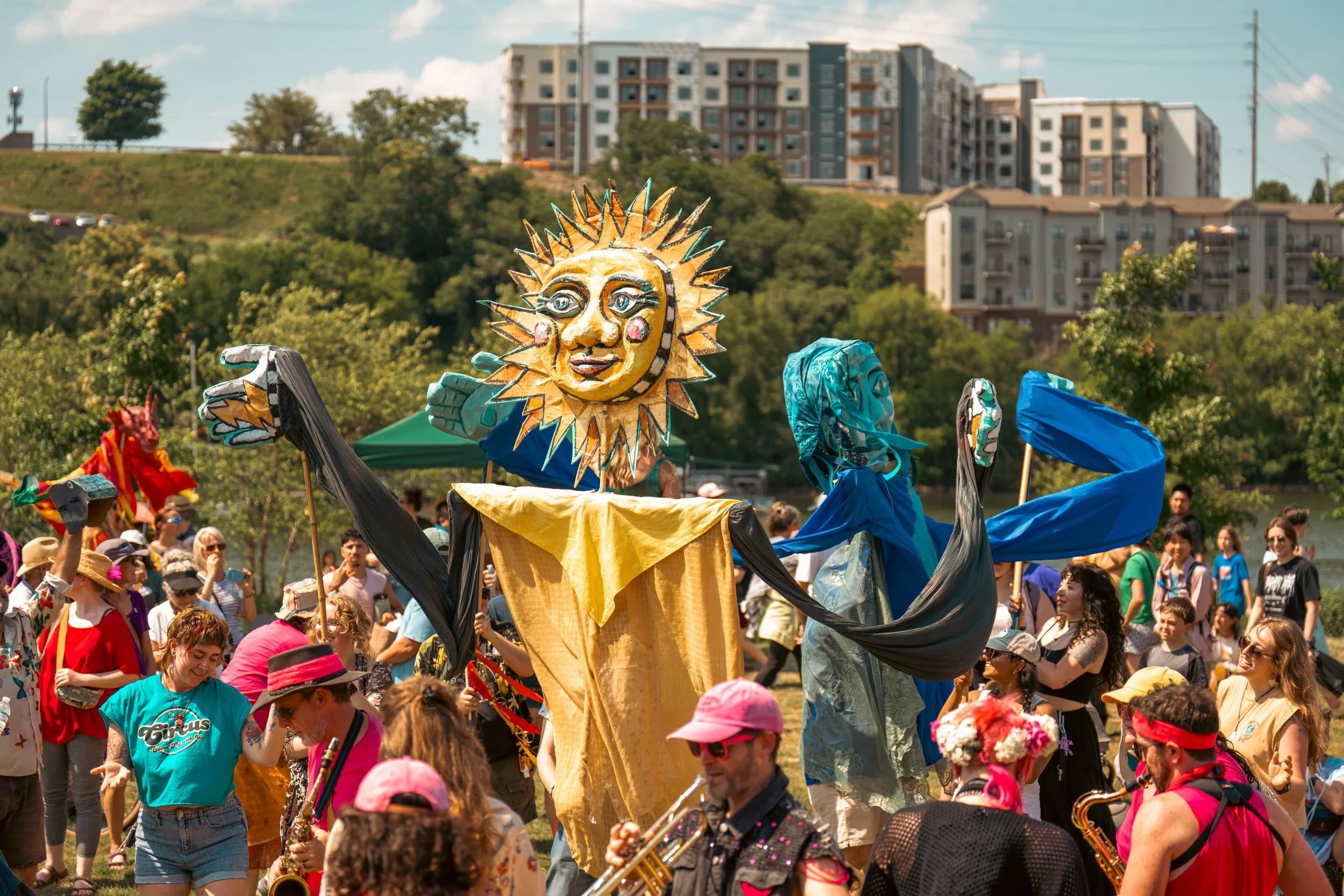 Copy of TarynFerro_Cattywampus_Parade_26-309.jpg