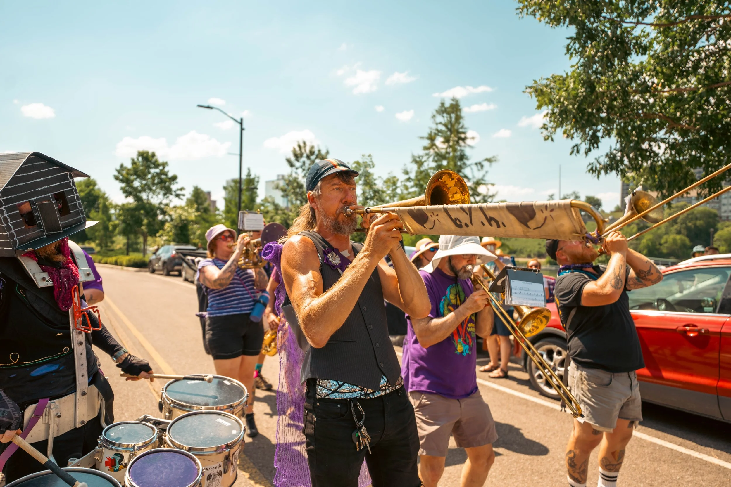 Copy of TarynFerro_Cattywampus_Parade_26-287.jpg