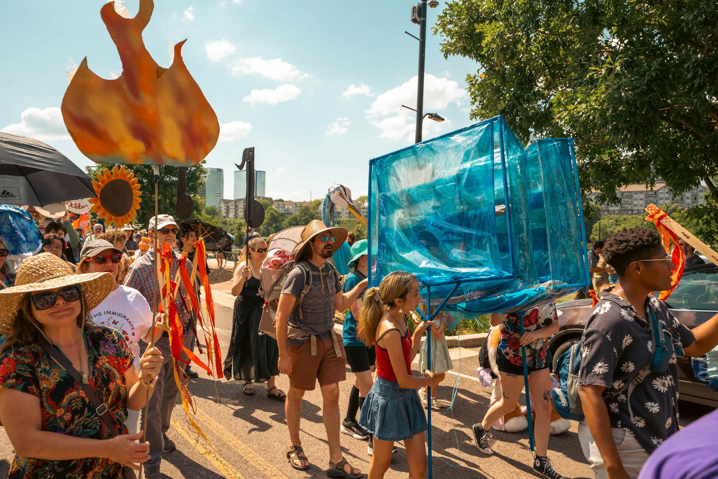 Copy of TarynFerro_Cattywampus_Parade_26-238.jpg