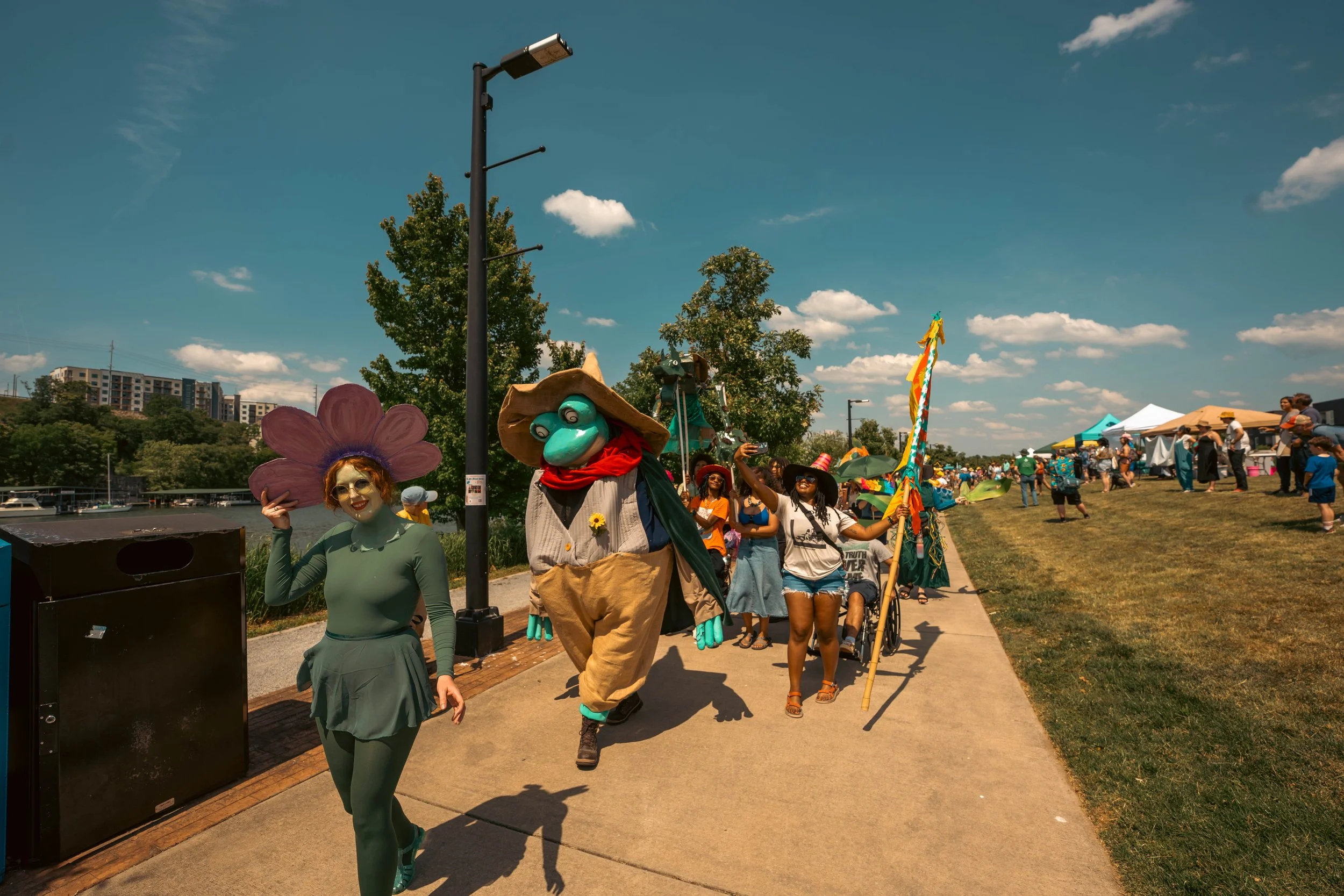 Copy of TarynFerro_Cattywampus_Parade_26-146.jpg