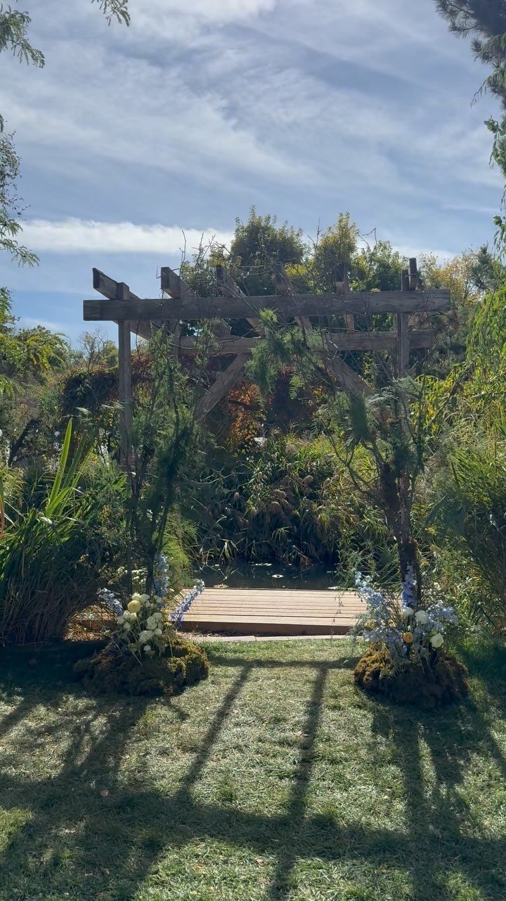 Building this arch was so fun and I’m so glad I didn’t saw any of my limbs off. When you don’t have a garage, you just use your carport for a workshop. Being a florist means knowing how to construct things and occasionally use some