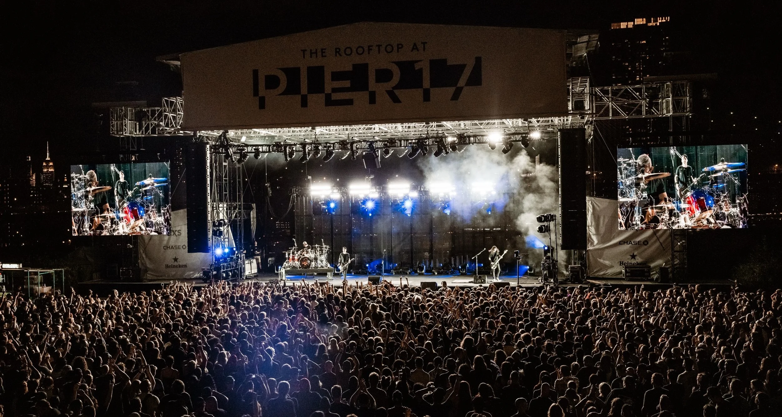 REVIEW: Chevelle, Asking Alexandria, Dead Poet Society at The Rooftop at Pier 17 | 08.26.2025