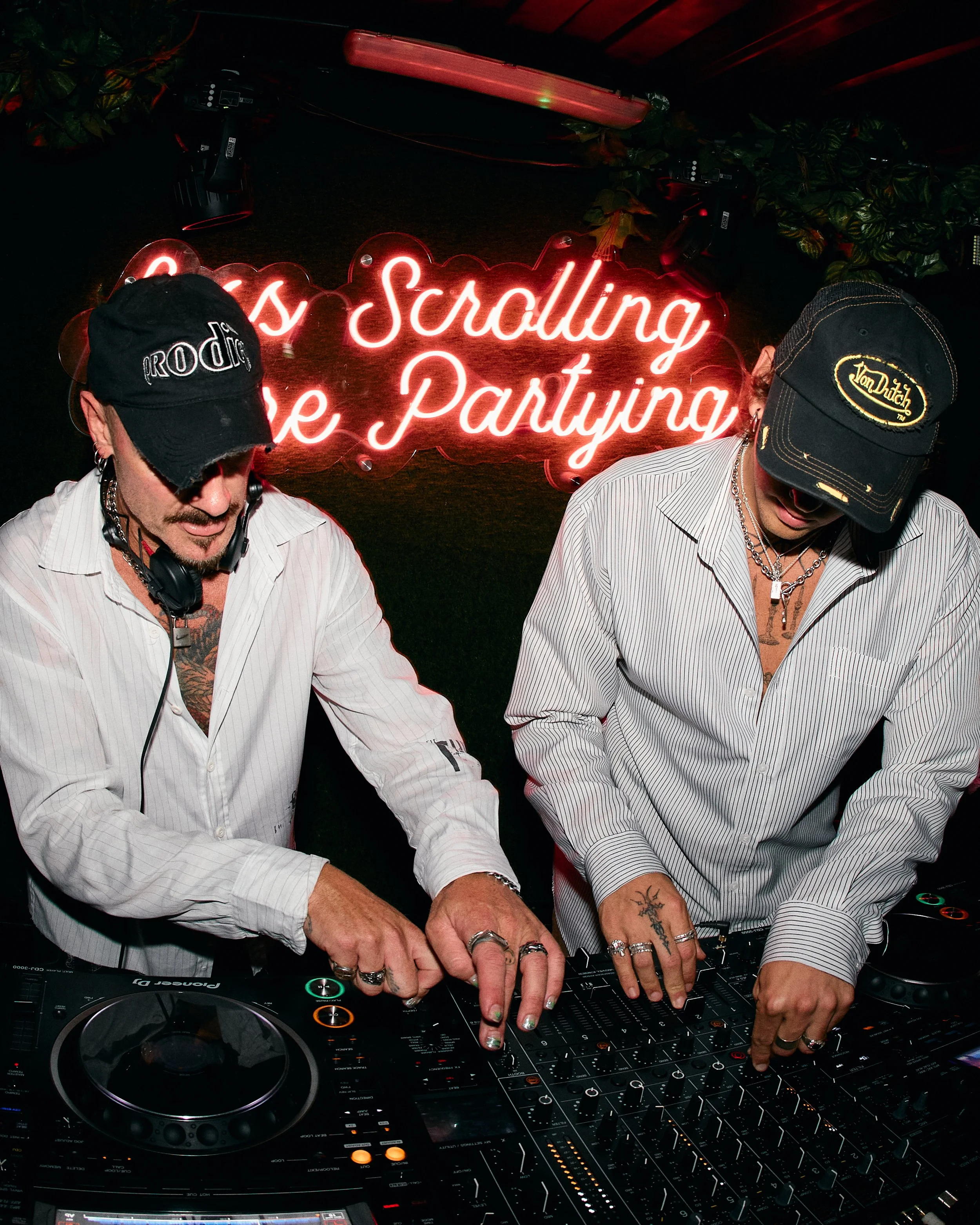 Frontrow_Summahouse 10.jpg