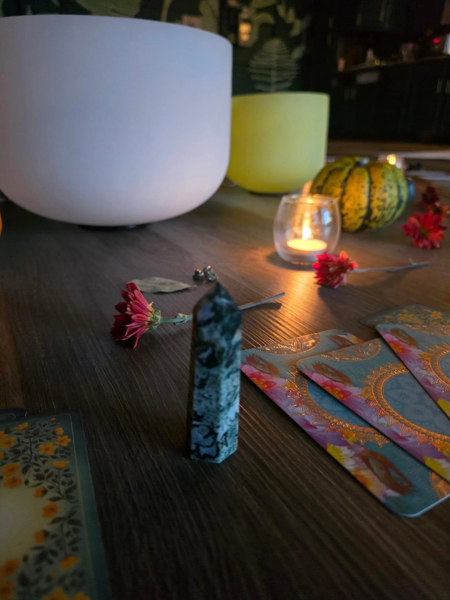 Our Witch's Bells event last Friday was everything I hoped it would be 🥹 

To those who attended - thank you so much! It was beyond lovely to share space and energy with you, talk about your cards and experiences, and see you be the most creative ✨️