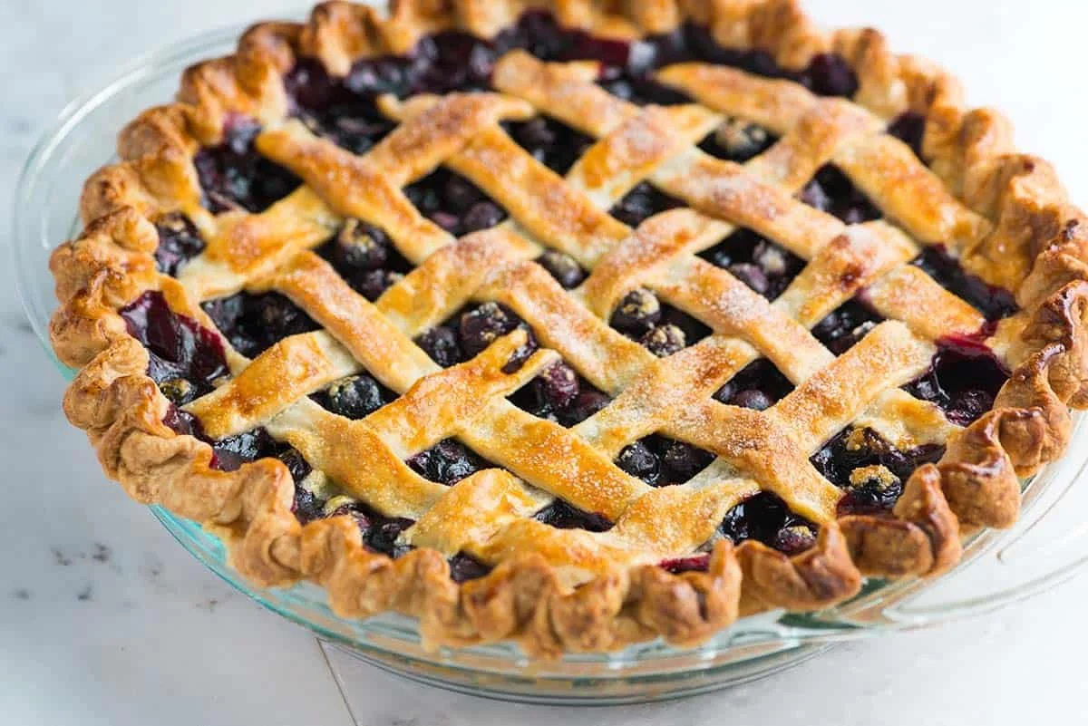 Easy-Homemade-Blueberry-Pie-2-1200.jpg