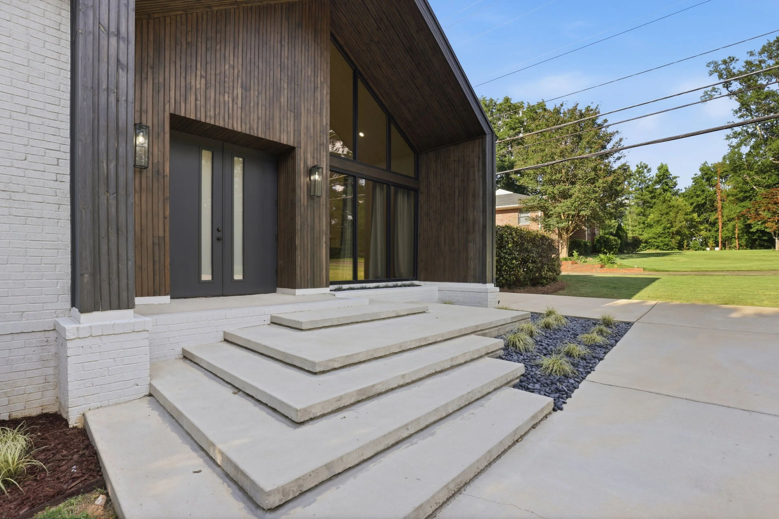 377 Lucerne Boulevard - Hilary Cleveland-11.jpg