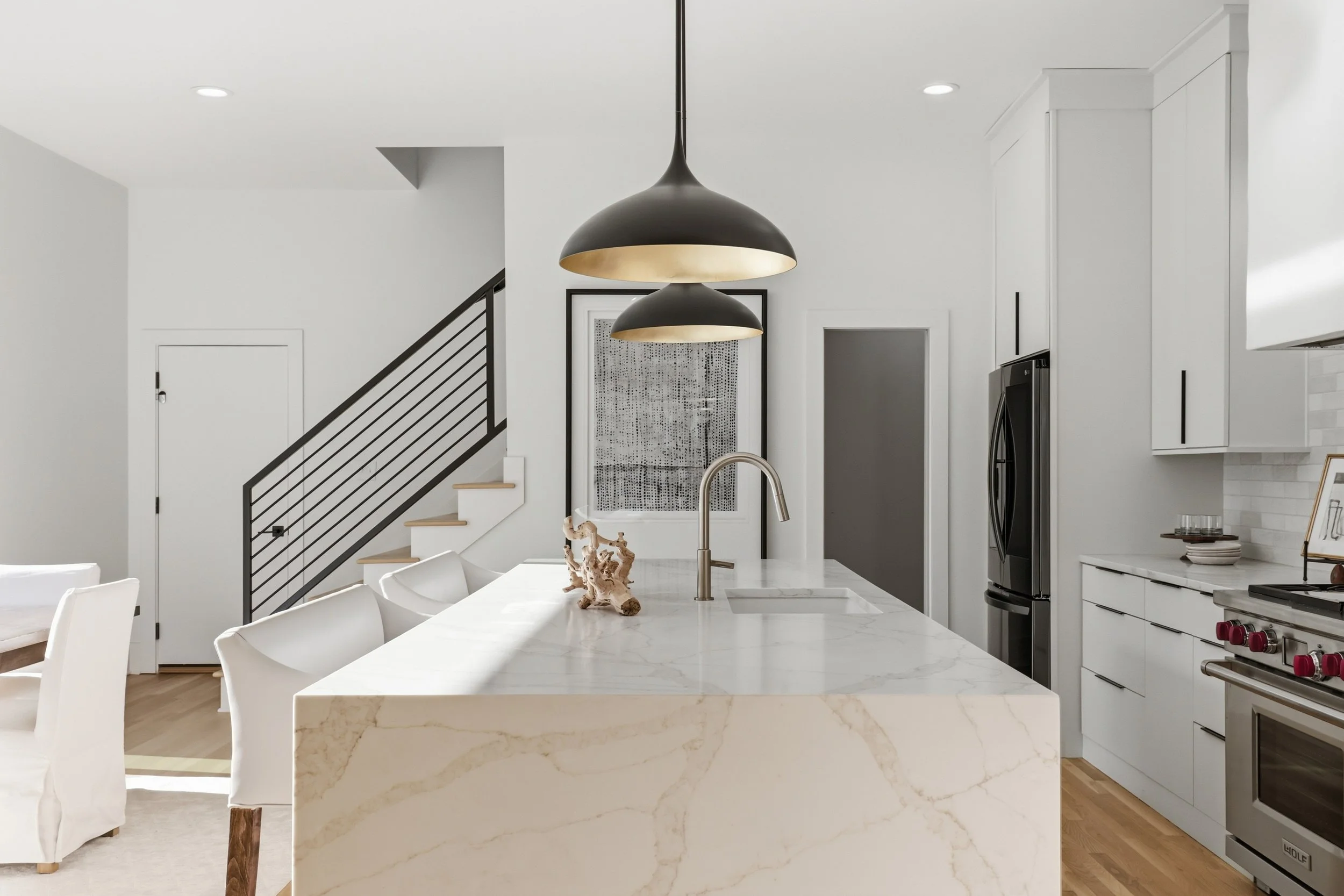 377 Lucerne Boulevard - Hilary Cleveland-29.jpg
