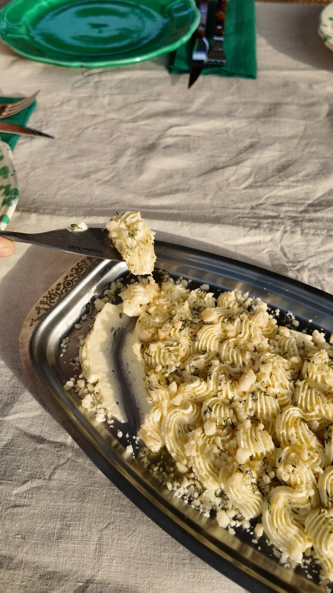 Whipped Brie Butter Recipe (Easy Entertaining Dip for Cheese Lovers)