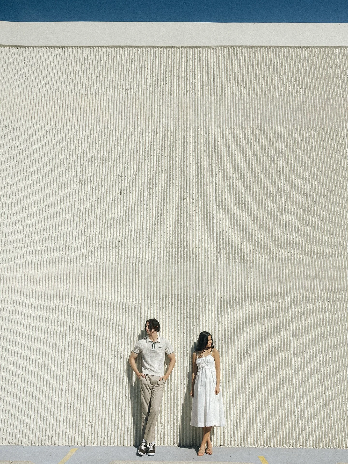 Results from my WPPI photowalk!! 🎲&hearts;️🏙️🌵

I had to opportunity to lead a photowalk at @wppievents a few weeks ago and show attendees how I shoot, pose, direct, utilize light, and use different perspectives. It was so fun to run around Vegas 