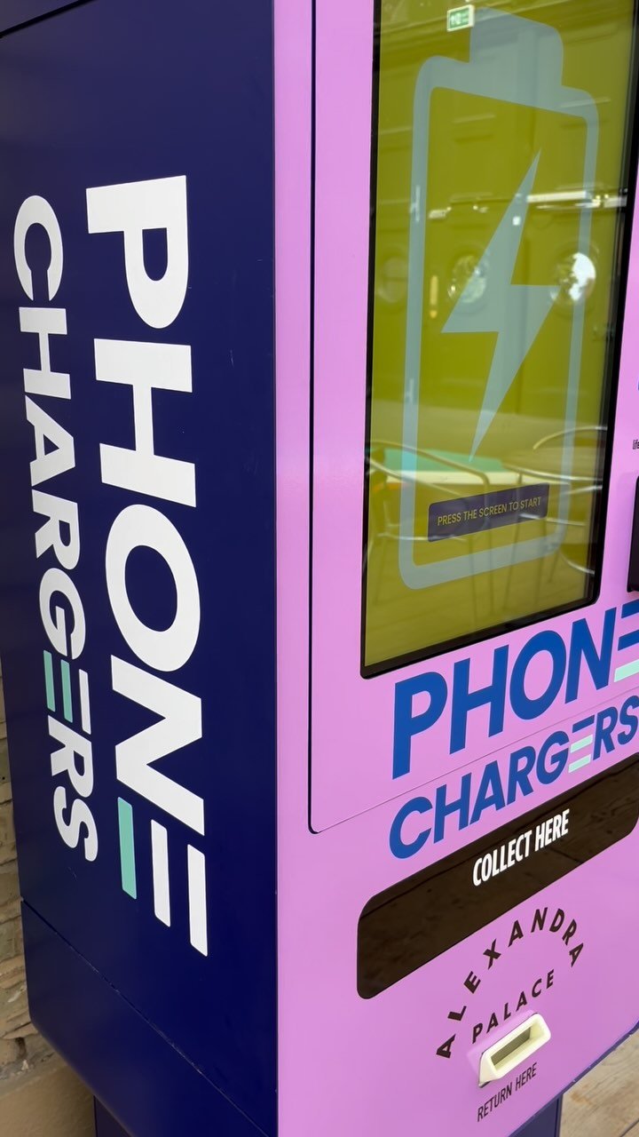 Keeping you powered on at @yourallypally !
Stay fully charged using our machines, and don’t miss out on any of the action Alexandra Palace has to offer.
#alexandrapalace #allypally #bcorp #lifesaverpower #phonecharger #portablecharger #powerf