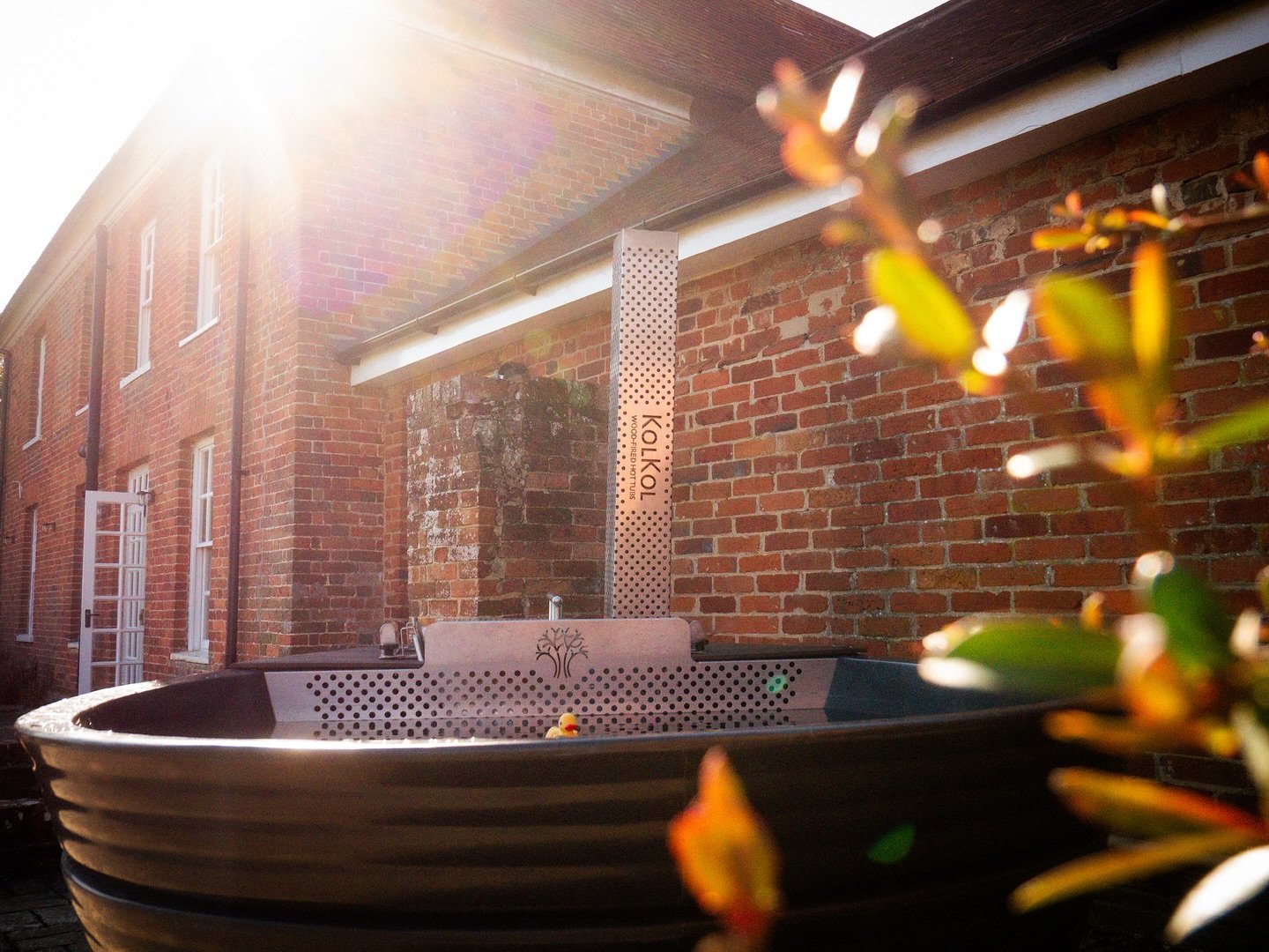 What you need to improve your weekend!
May is the month of the bank holiday. So why not make yours more relaxed with a dip in the tub.
Get in touch to book and visit our website for more details www.chillinhot.co.uk
#hottub #hottubparty #hottubti