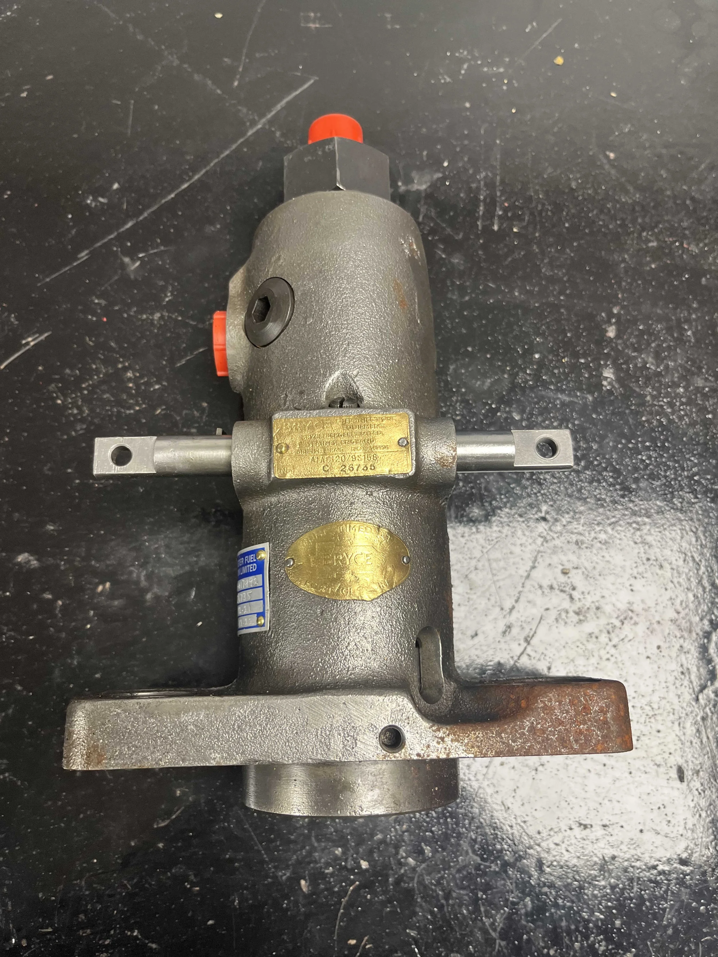 CLASS 08 OVERHAULED FUEL PUMP