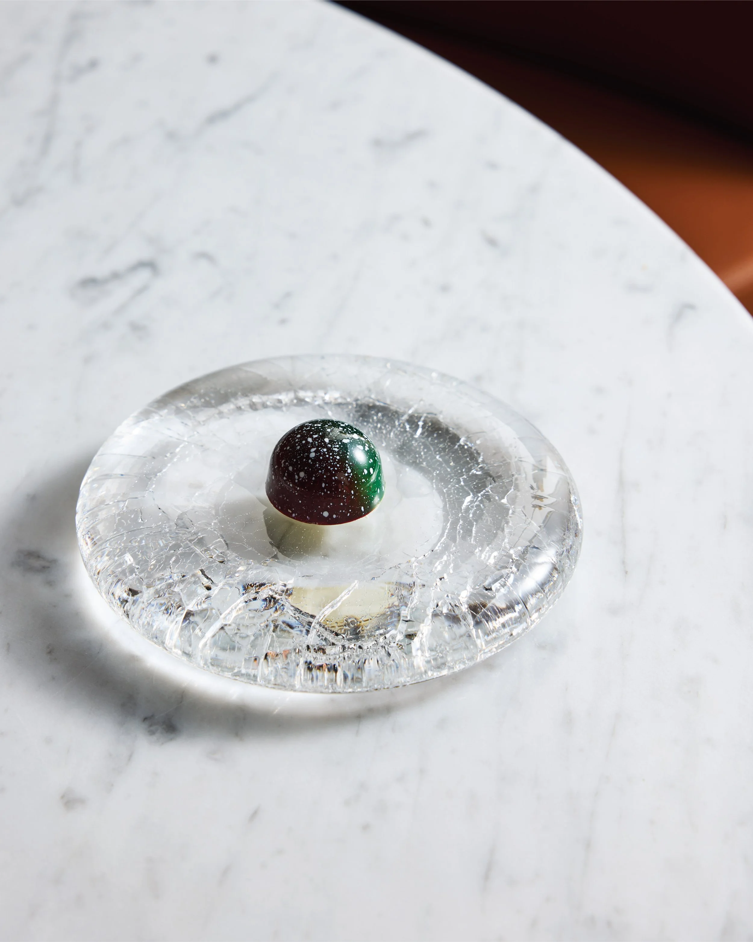 Resstauranger-på-östermalm-nyöppnat-senaste-nytt-krog-kvarterskrog-dessert-praliener-sötsaker-godis-brunch-söndagsöppet-pralinask.jpg