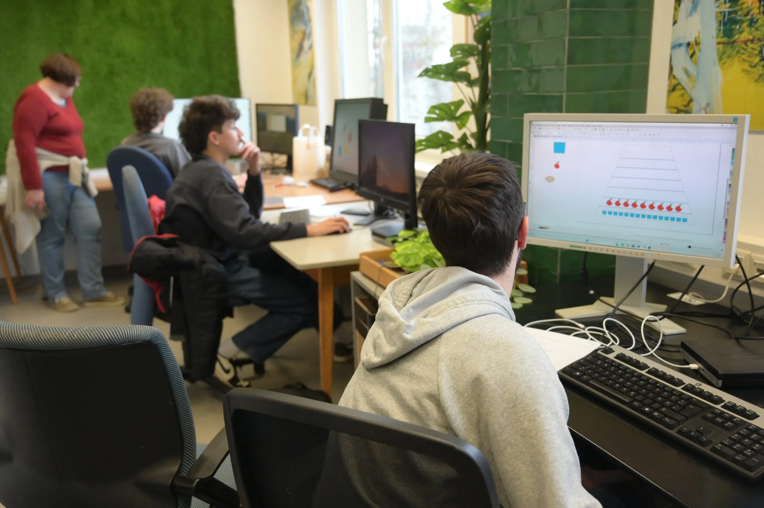 Digitale Grundbildung in der Schule – Medienkompetenz für die digitale Zukunft