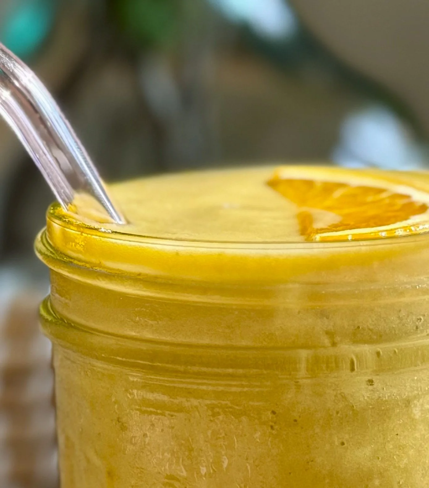 Creamy+Dreamy+Blend+Smoothie+blended+closeup.jpg