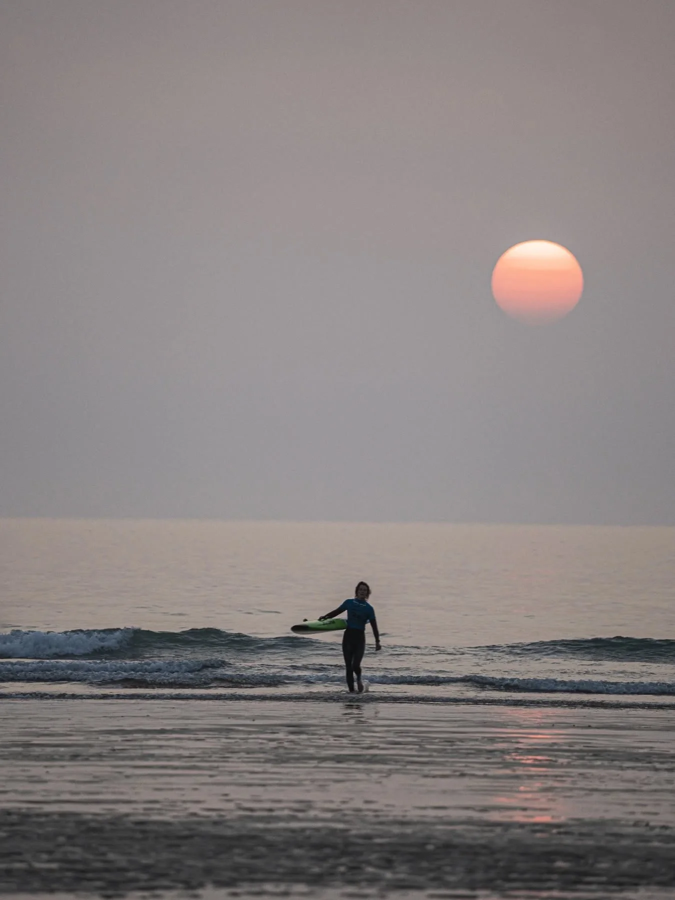 Sunset surfing Perranporth beach.
#suncirclemeadows #campingcornwall #campinglife #camping #glamping #perranporth #perranporthbeach #sunsetphotography #sunsetlover #sunsetbeach #photographylovers #picoftheday #surfing