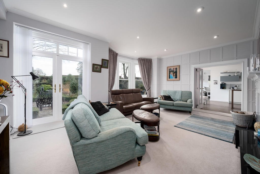 Fieldgate kenilworth inside 4.jpg