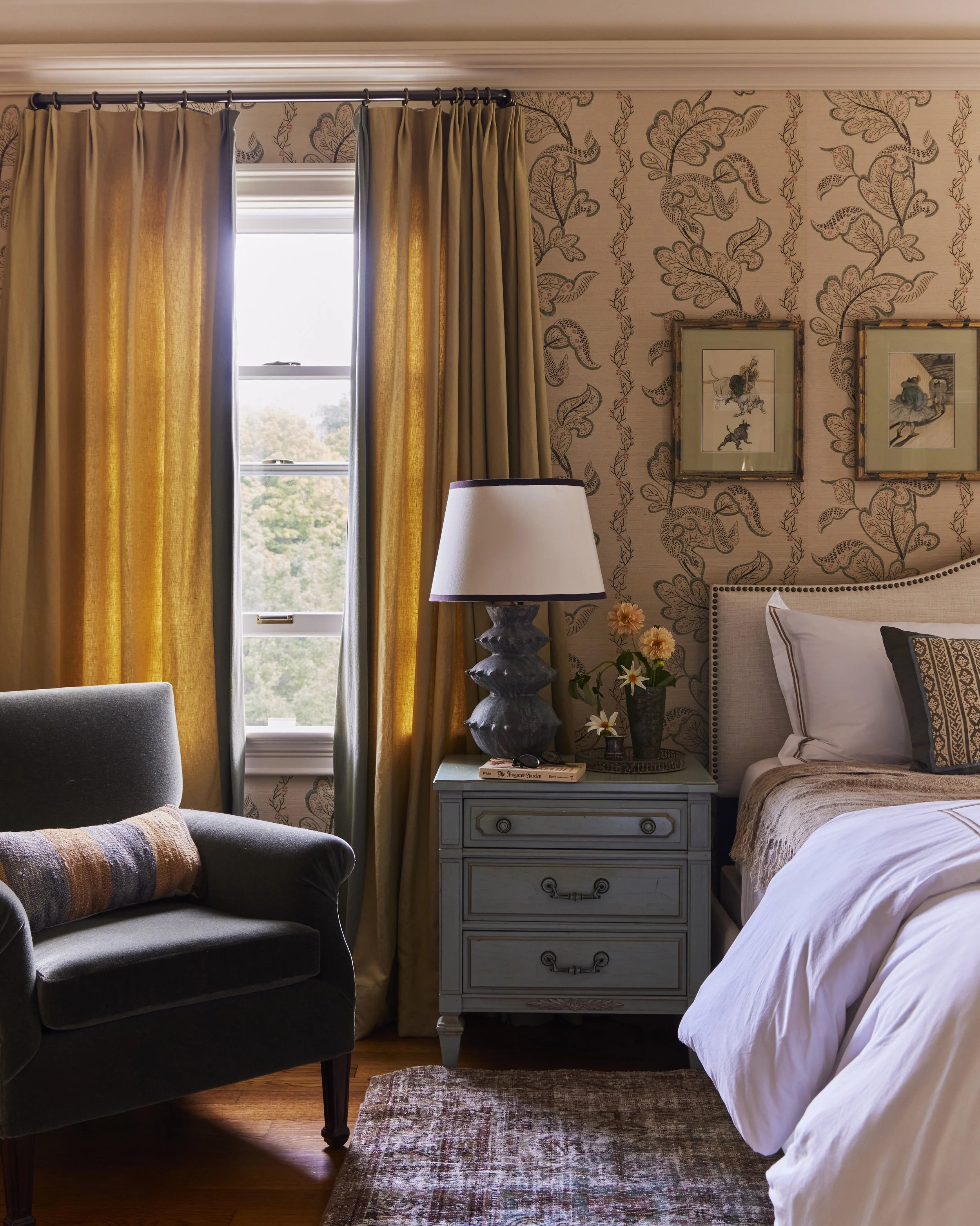 20240906_KateJordan_Photographer_GretchenFarrell_JuneRoad_0359 copyRT.jpeg