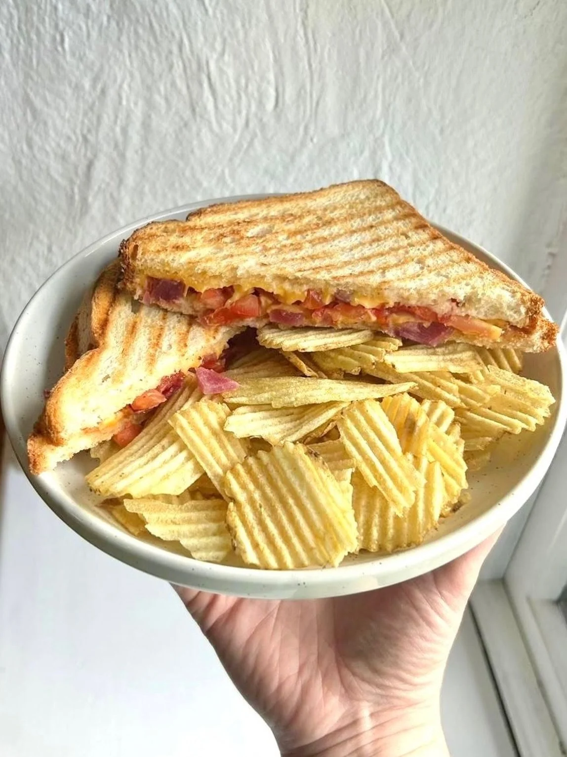 Back at it! Delicious toasties &amp; great coffee, the perfect way to keep up your Sunday energy! 🥪 

If you&rsquo;re out for a walk, a run around the playground or just easing into the day, we&rsquo;ve got you! 

📍 Birdie&rsquo;s, Fenor, Co. Water