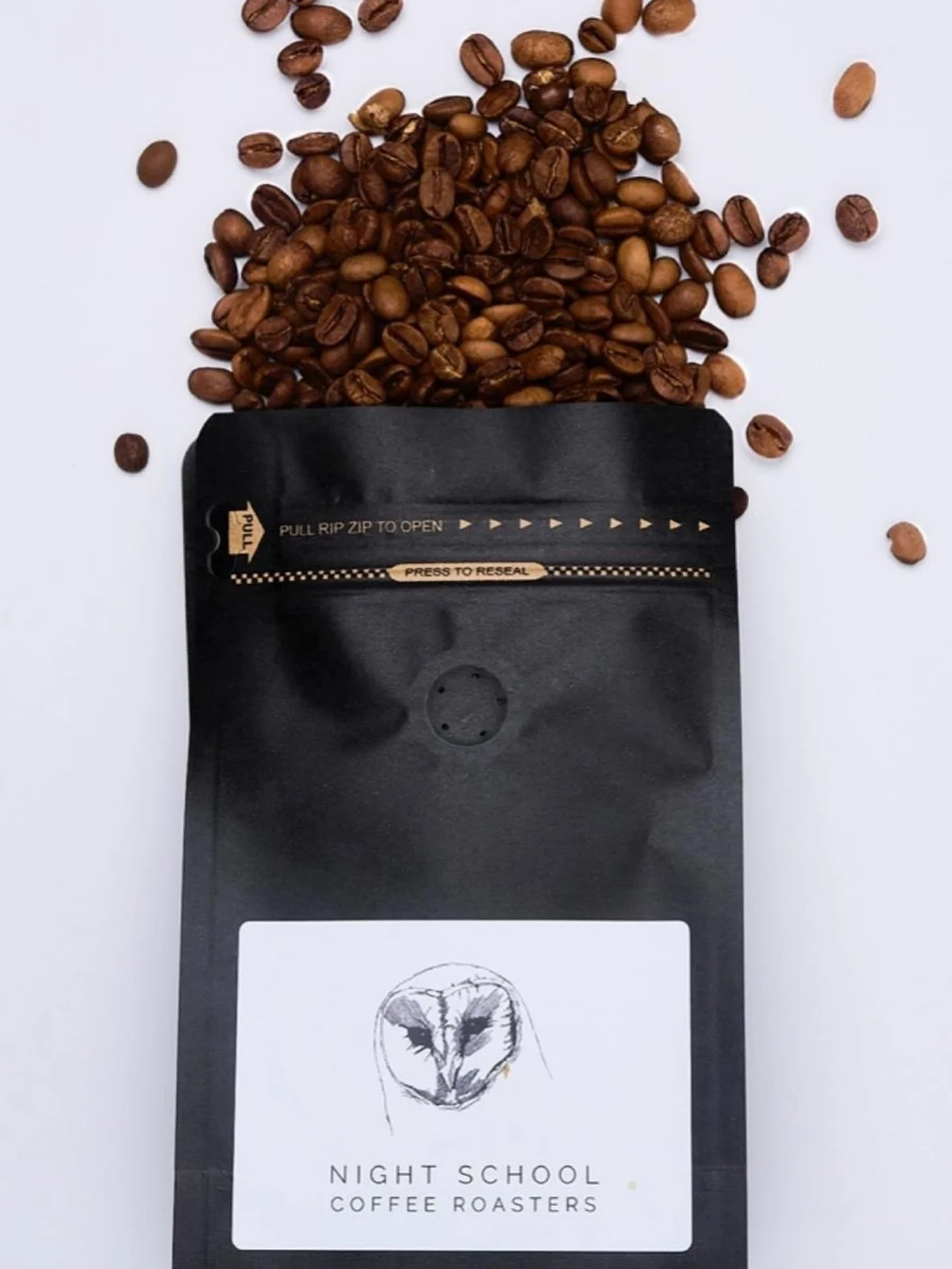 Take Birdie&rsquo;s home with you ☕️

Retail coffee bags available online! 

Order via the link in bio or DM us. 

#birdiescafe #singleorigincoffee #shoplocalireland #coffeebeans #fenor