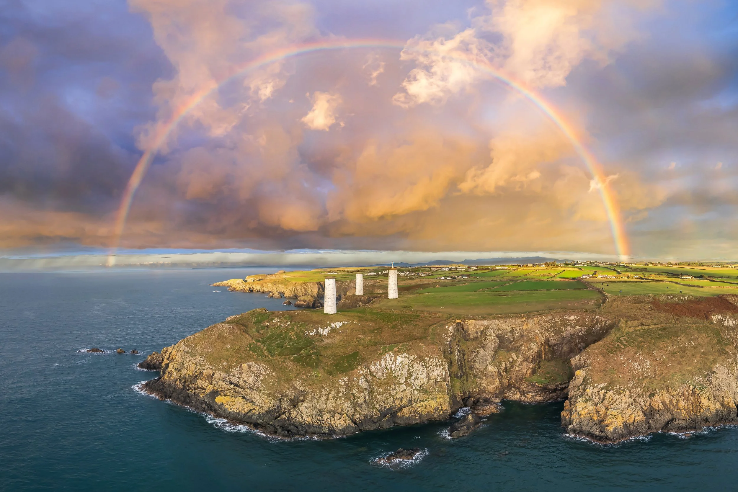 Chasing Rainbows - Kevin Doyle