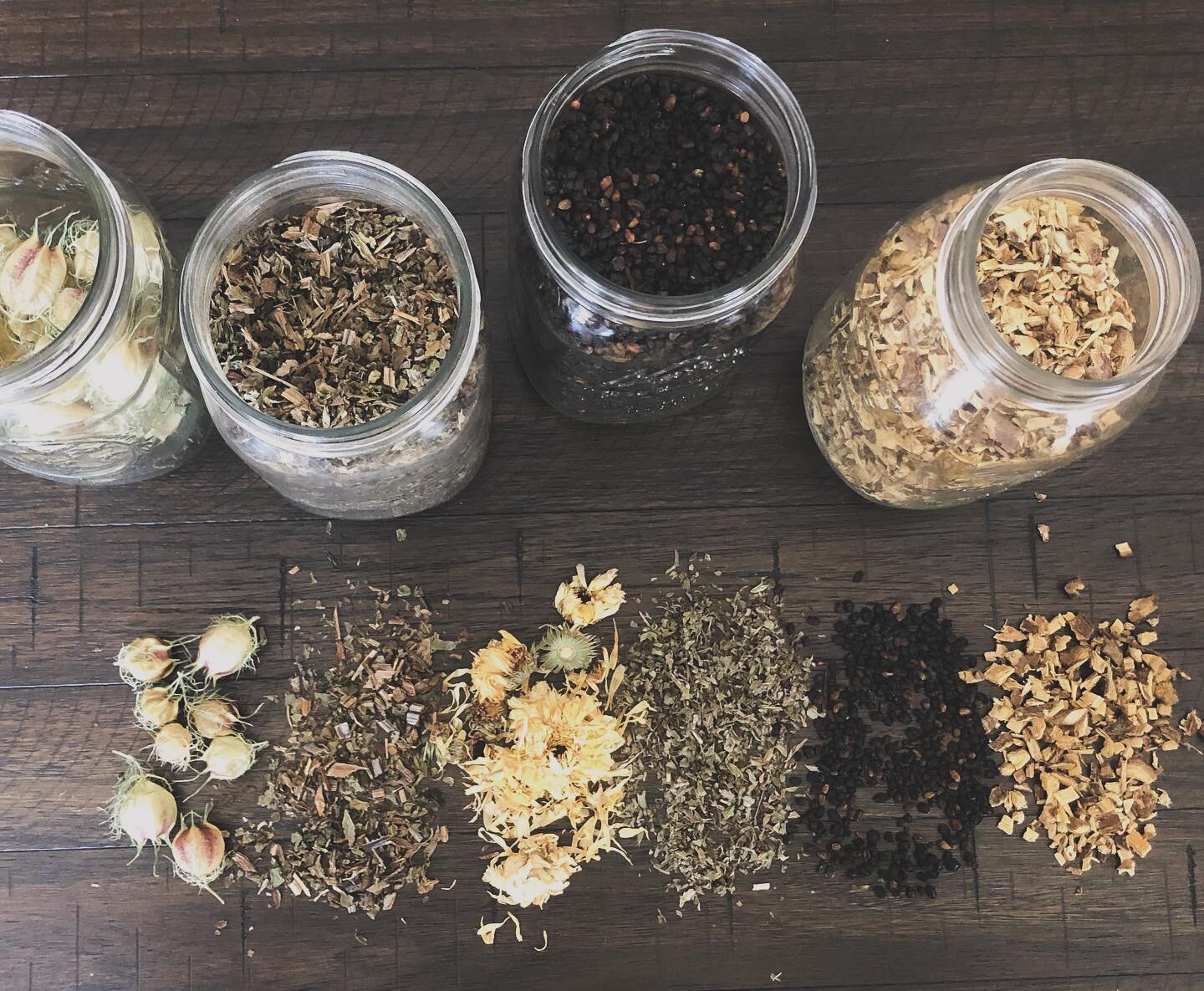 Beautiful herbs ready to be made into healing tinctures and salves 👩🏻&zwj;🔬✨#naturalhealing #tincture #salve #herbalife