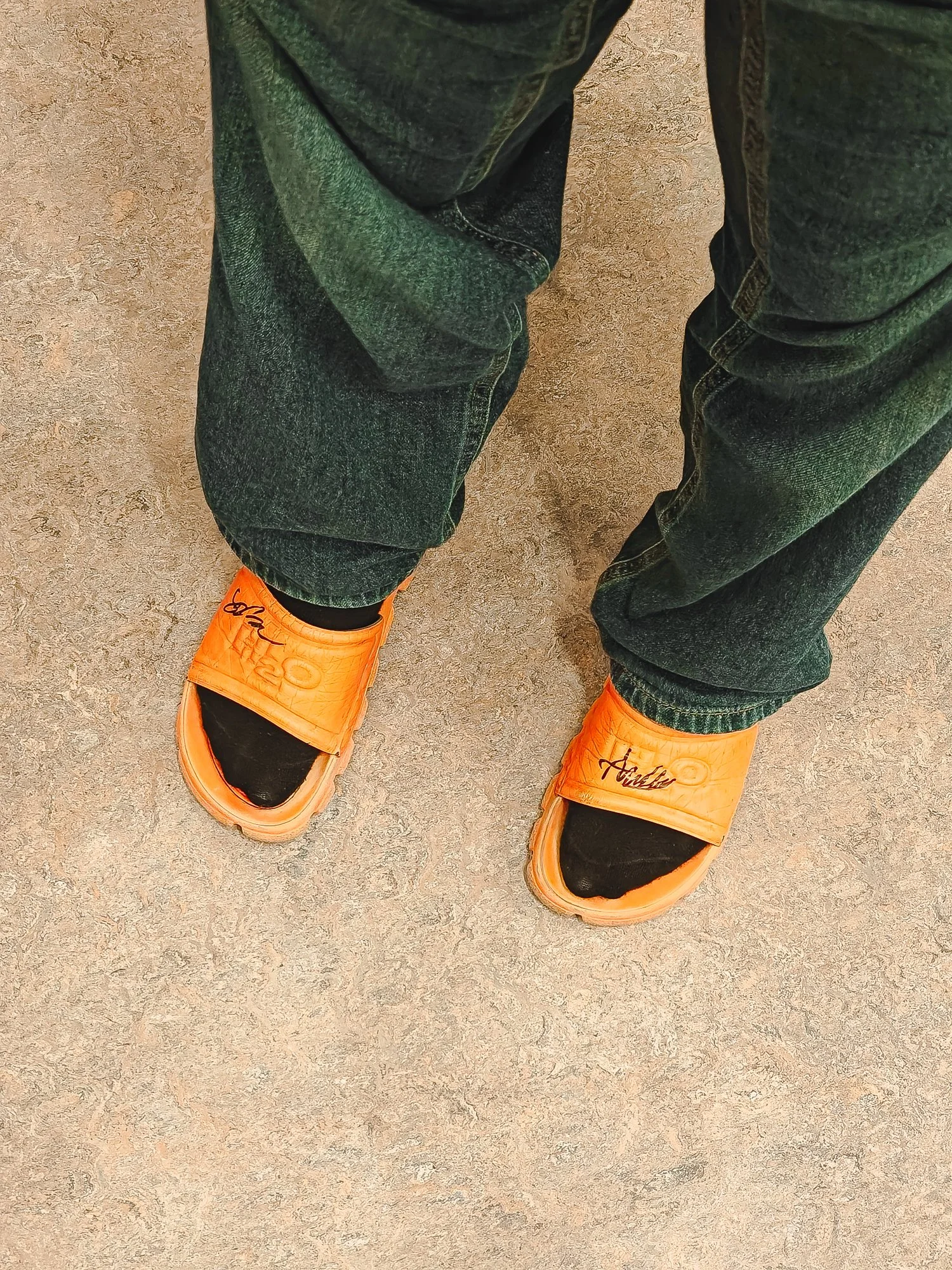 251013-18_FAKUgen_2000px-20251016211503.jpg