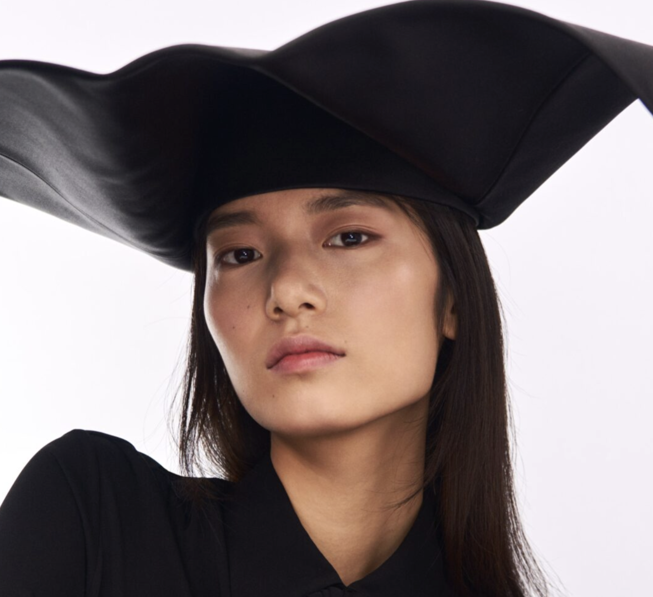 "Dior Beauty Proves Less Is More In The Spring/Summer 2026 Show"