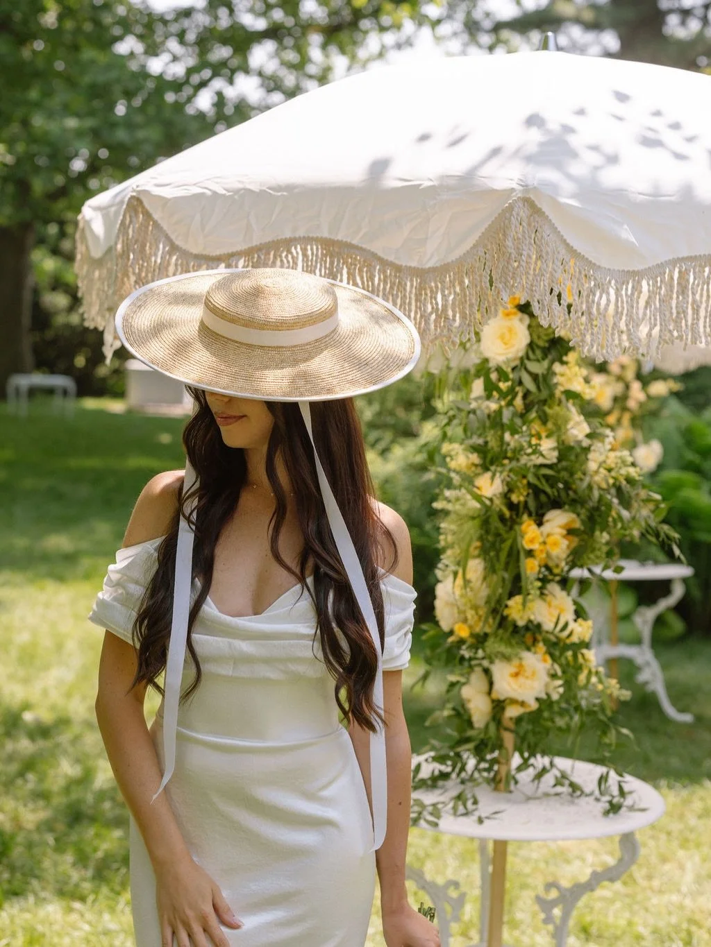 &ldquo;Golden Hour in Como&rdquo; 🍋

This fabulous scene from the Parkhill Studios workshop retreat last spring was all effortless elegance and sun-drenched joy between a bride and her best gals &mdash; the kind of afternoon where time slows, laught