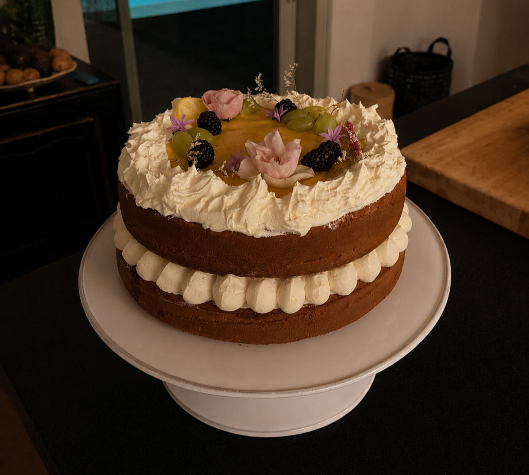 Ispahan Lemon Vanilla Flower Cake