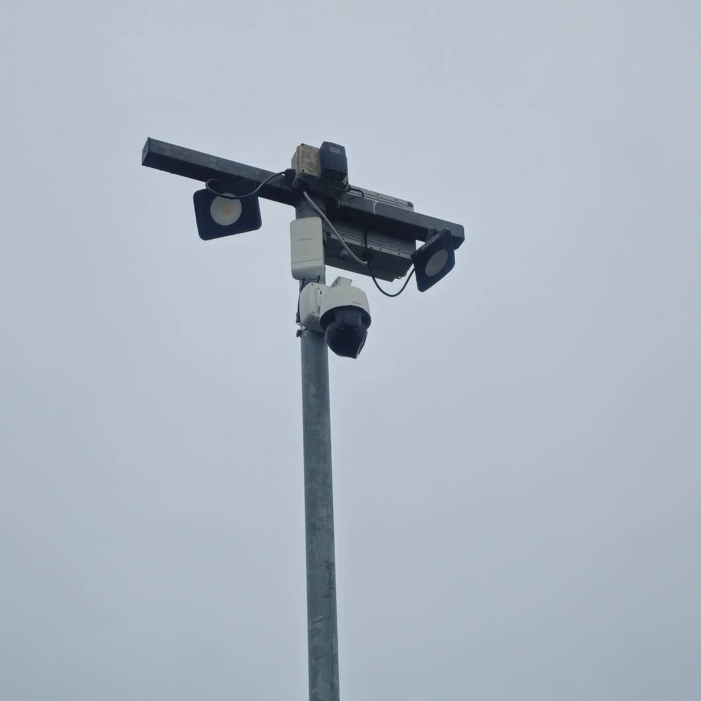 CCTV Upgrade - Airdrie Commercial Property

A PTZ camera was installed at the entrance of a commercial property in Airdrie to address fly-tipping. Due to the main building being over 200 meters away, a Hikvision wireless bridge was used to transmit t