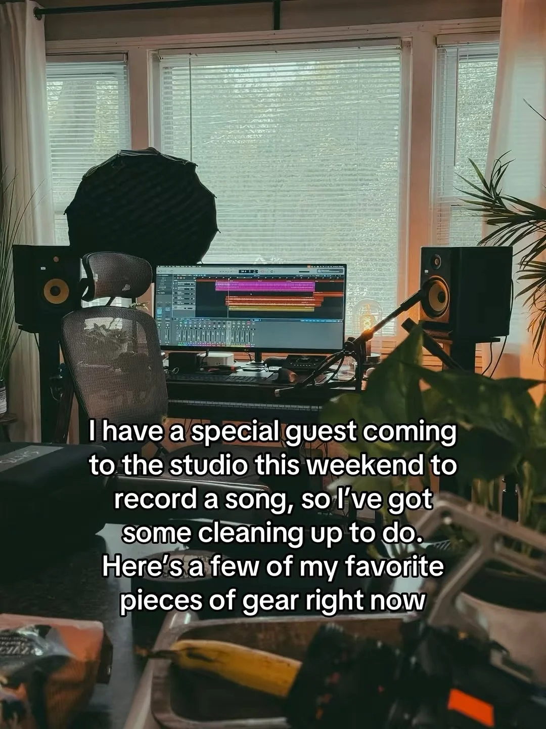 Honestly will probably have to set all of this back up anyways but hey 🤷&zwj;♂️😂

#studio #gear #audiogear #studiogear #producer