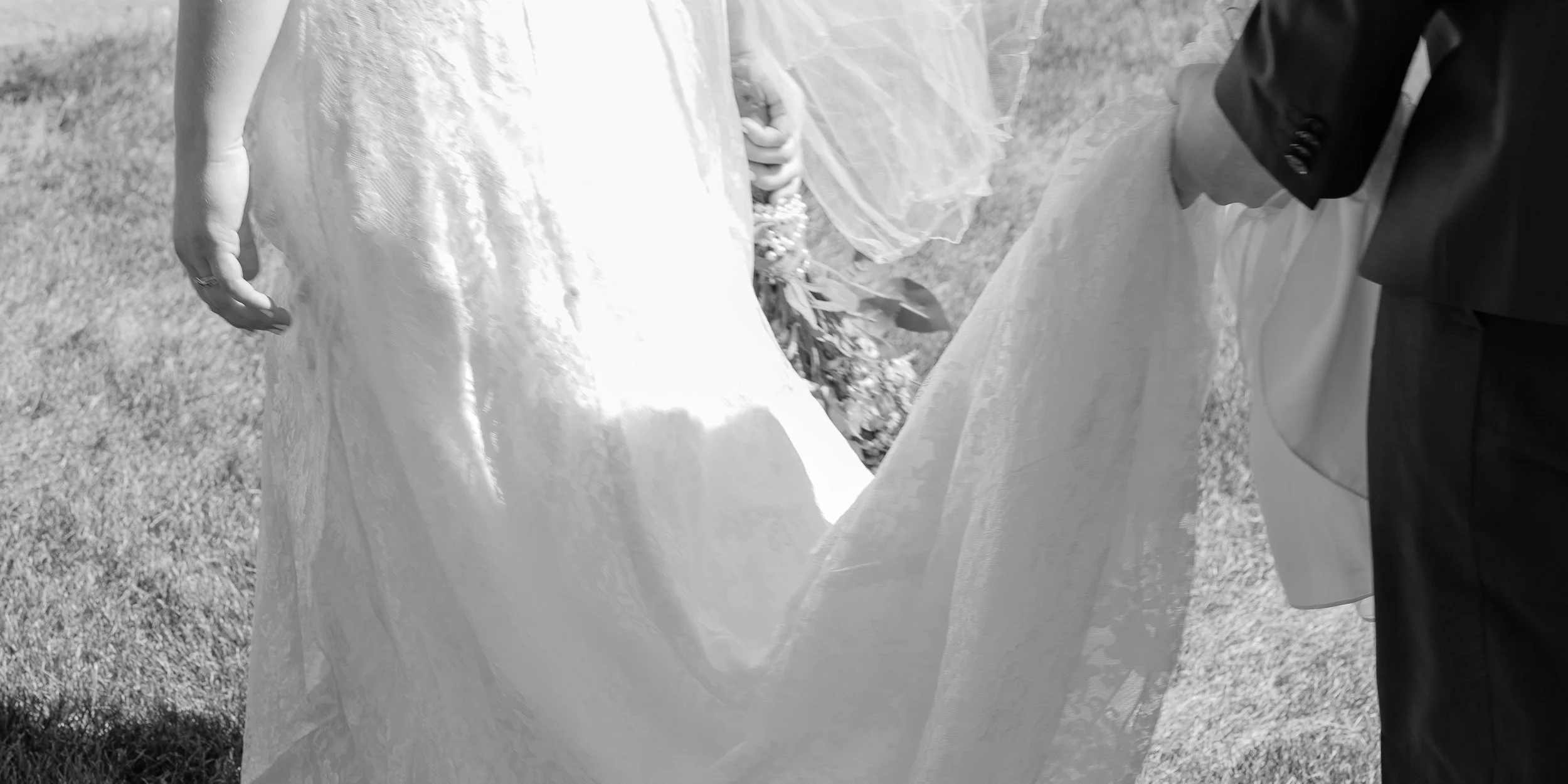 2023.09.24_Colton.Amber.wedding1117.jpg