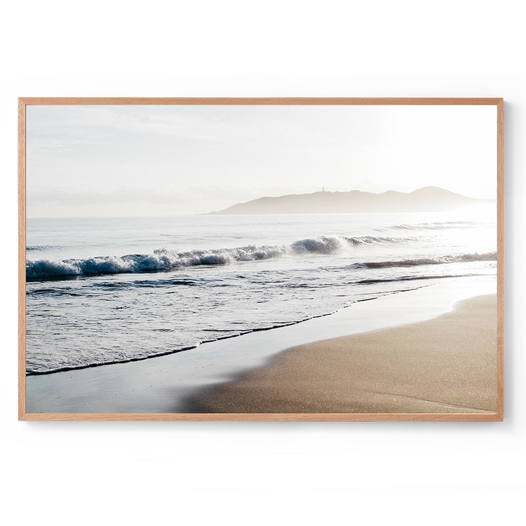 Misty+morning+Belongil_web+full+frame.png