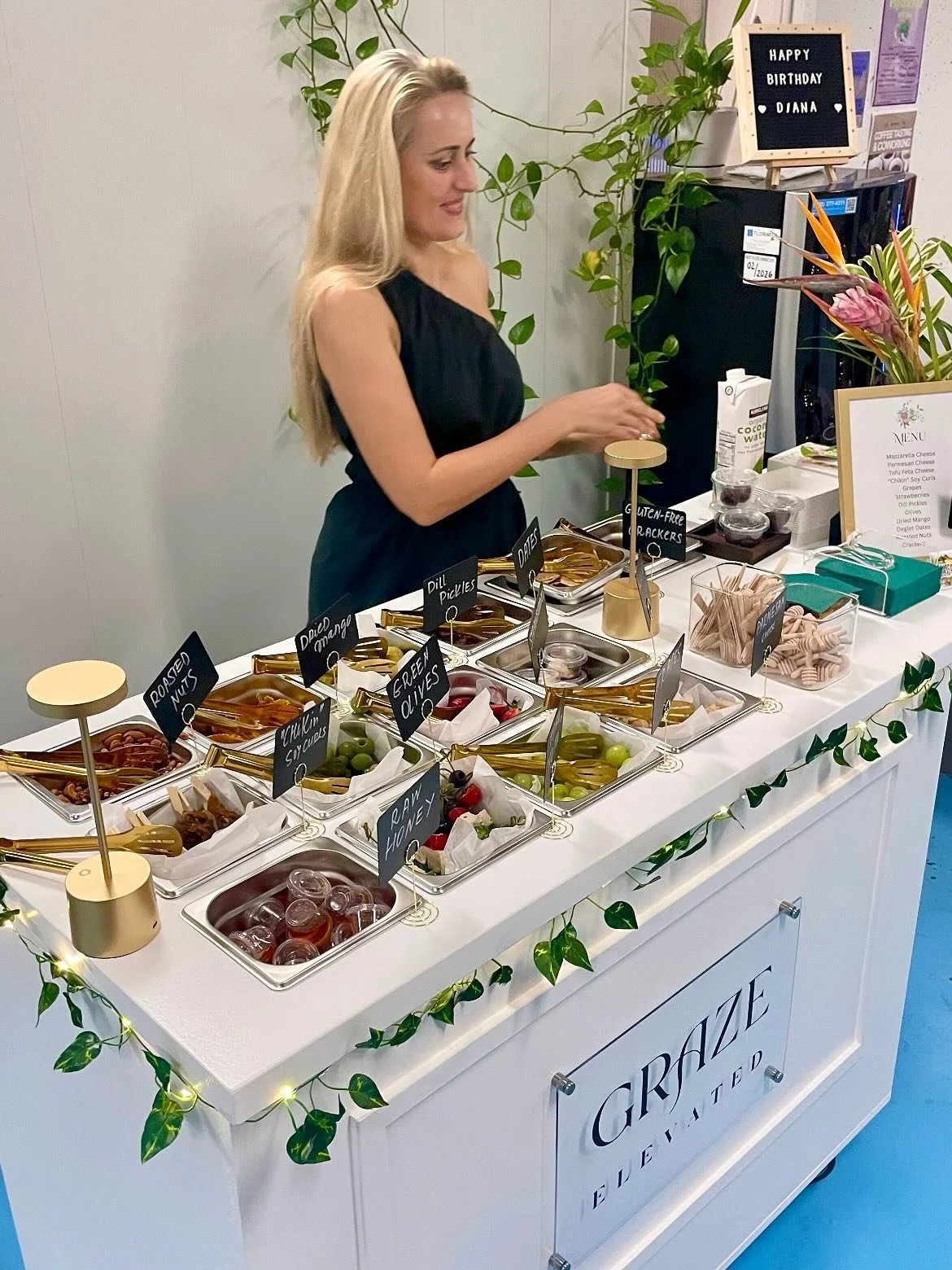 Introducing my newest business Graze Elevated - Oahu&rsquo;s only fully vegan and gluten-free mobile grazing cart and station. 

From chef-curated vegan cheeses to select imports, our cart provides your guests with an interactive experience of &ldquo
