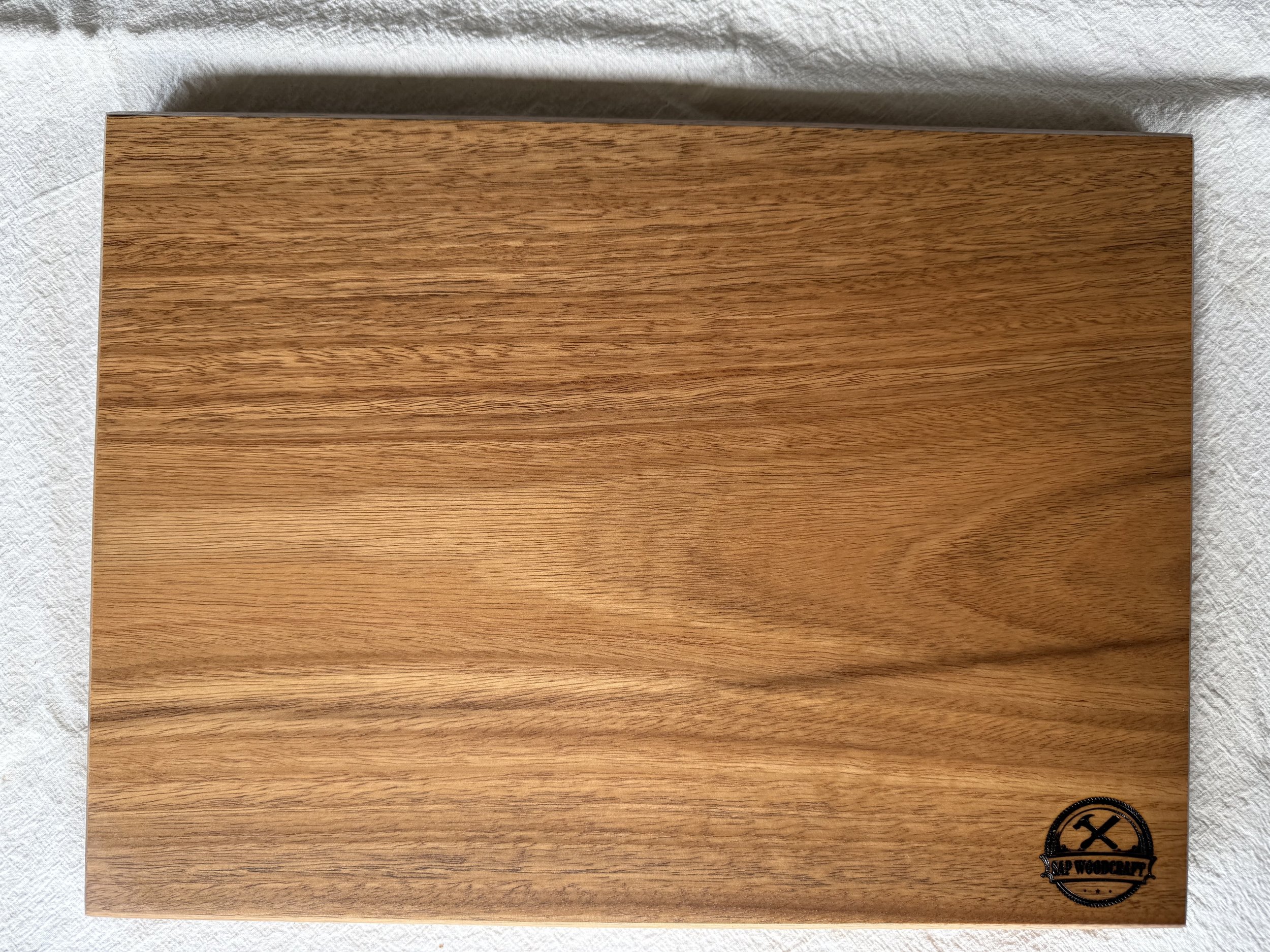 Spotted Gum Face Grain 2-1.jpeg