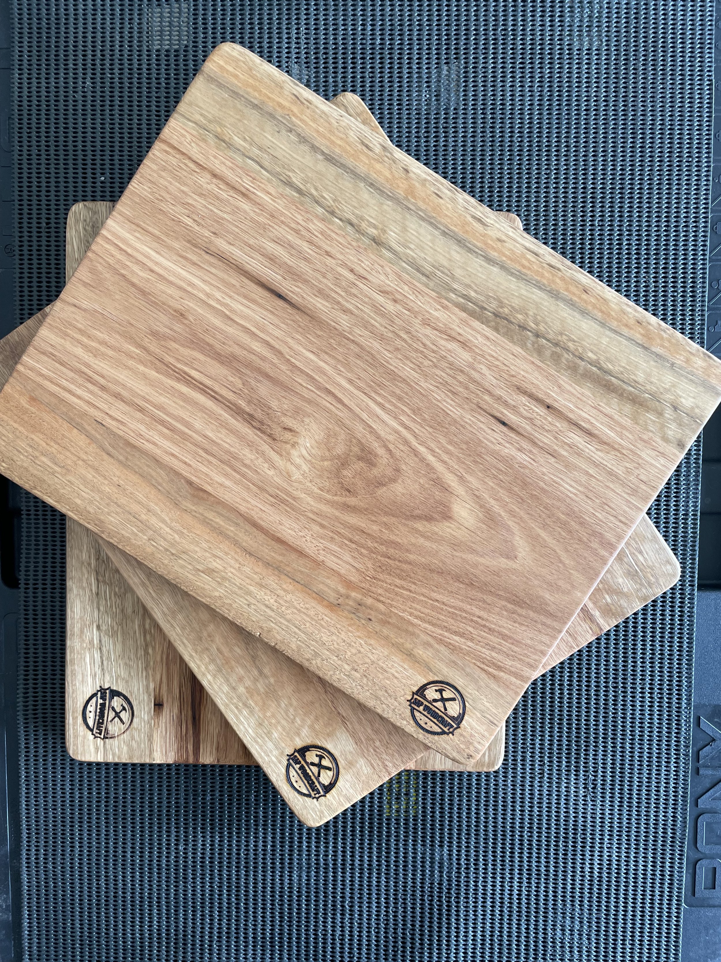 Thin Spotted Gum Chopping Board 23.jpeg