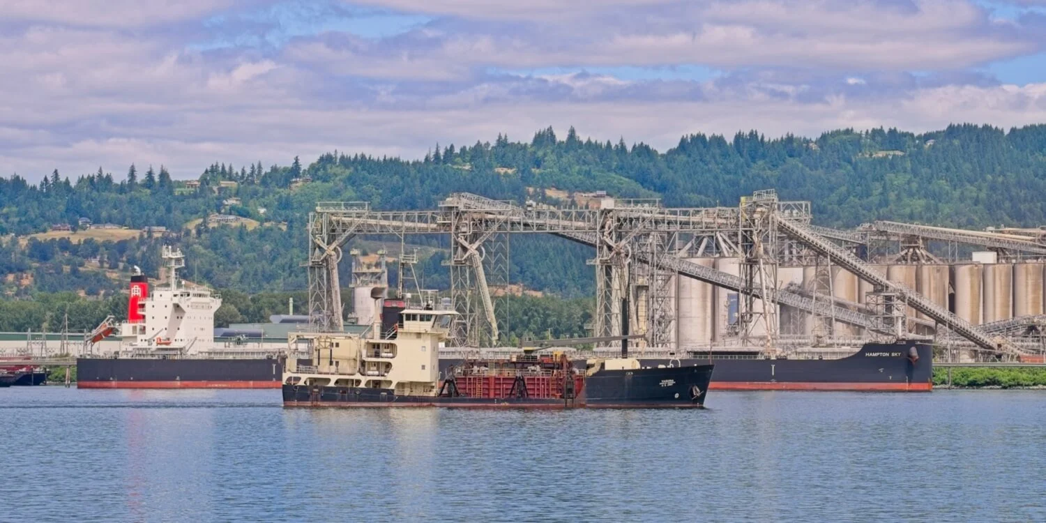Yaquina working at Kalama