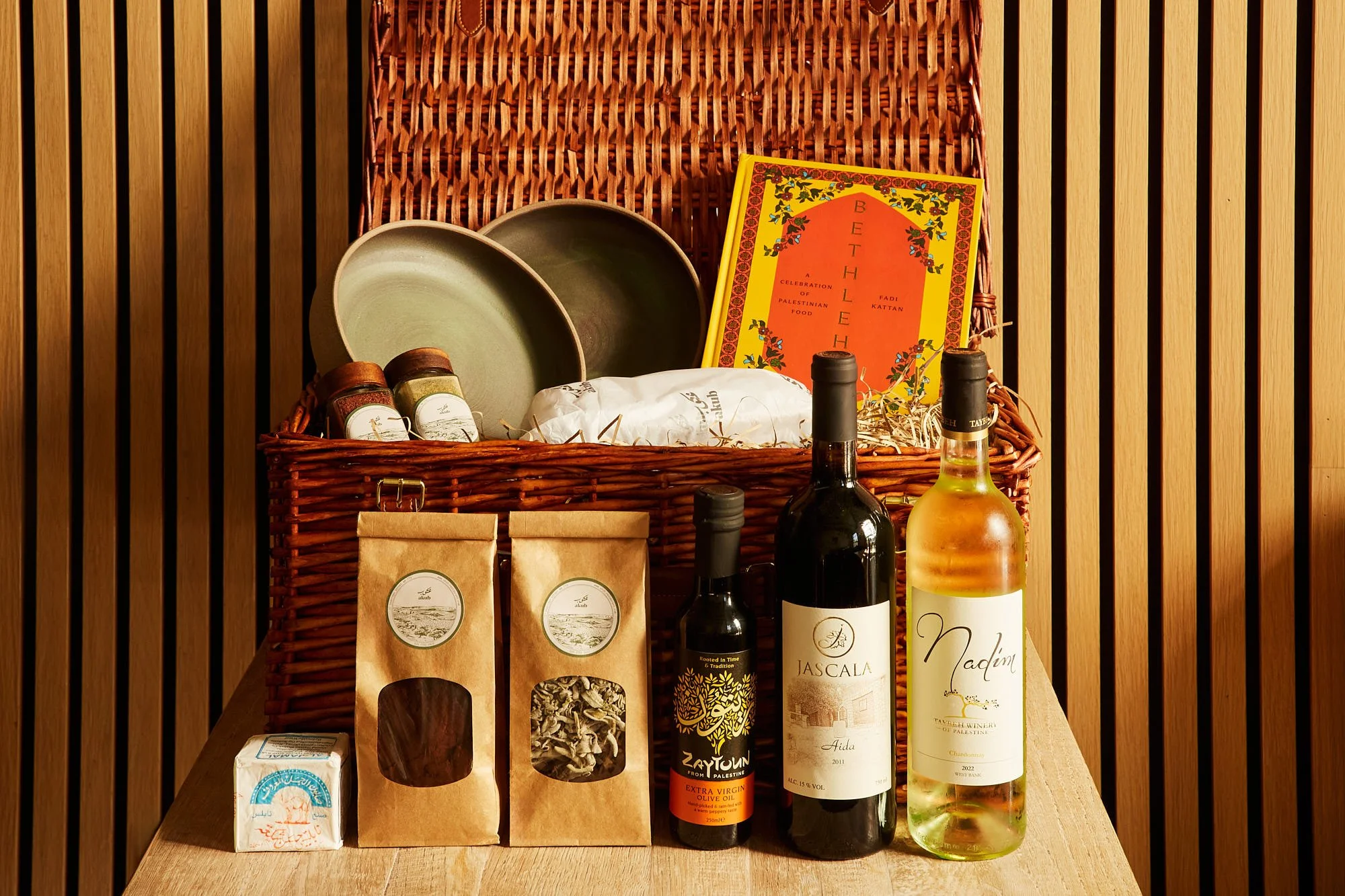 PREMIUM HAMPER.jpg