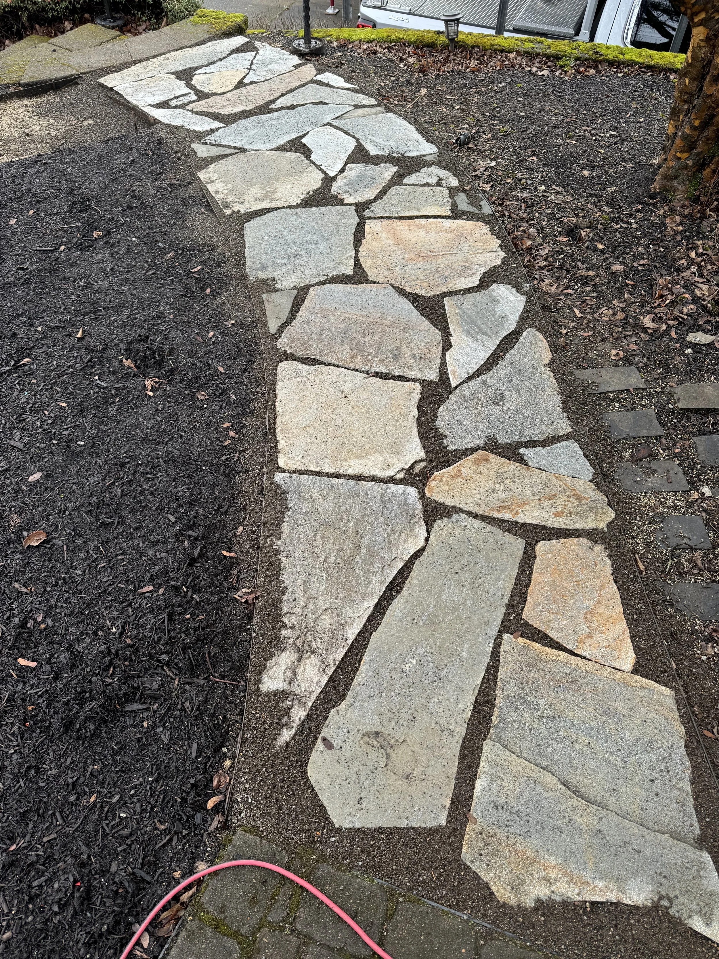 Mixed flagstone walkway in Gresham, OR