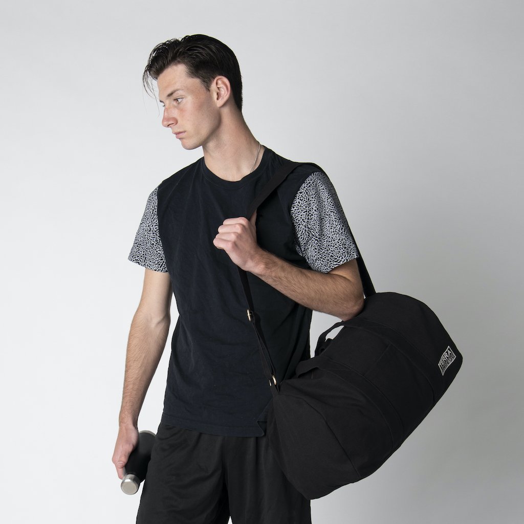 Gym Bags: 11"(H) x 18"(W) x 10"(D)