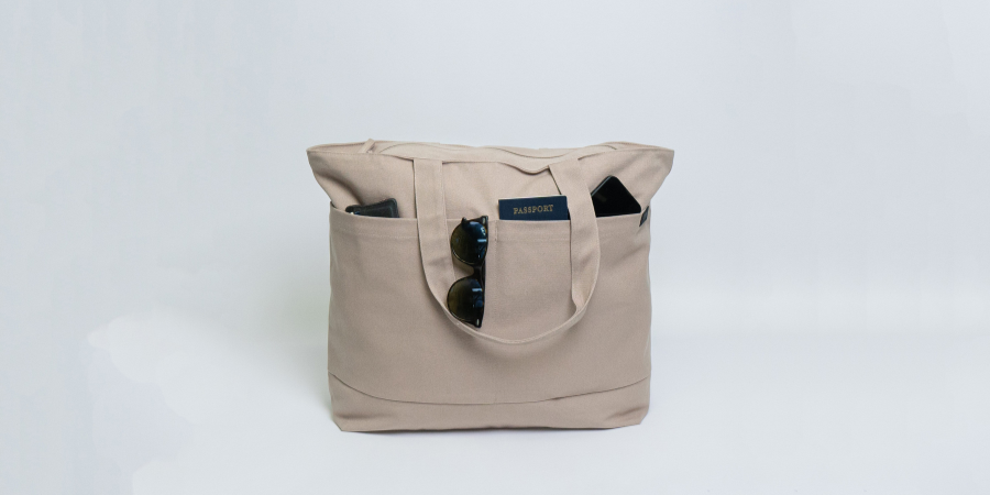What People use tote bags for