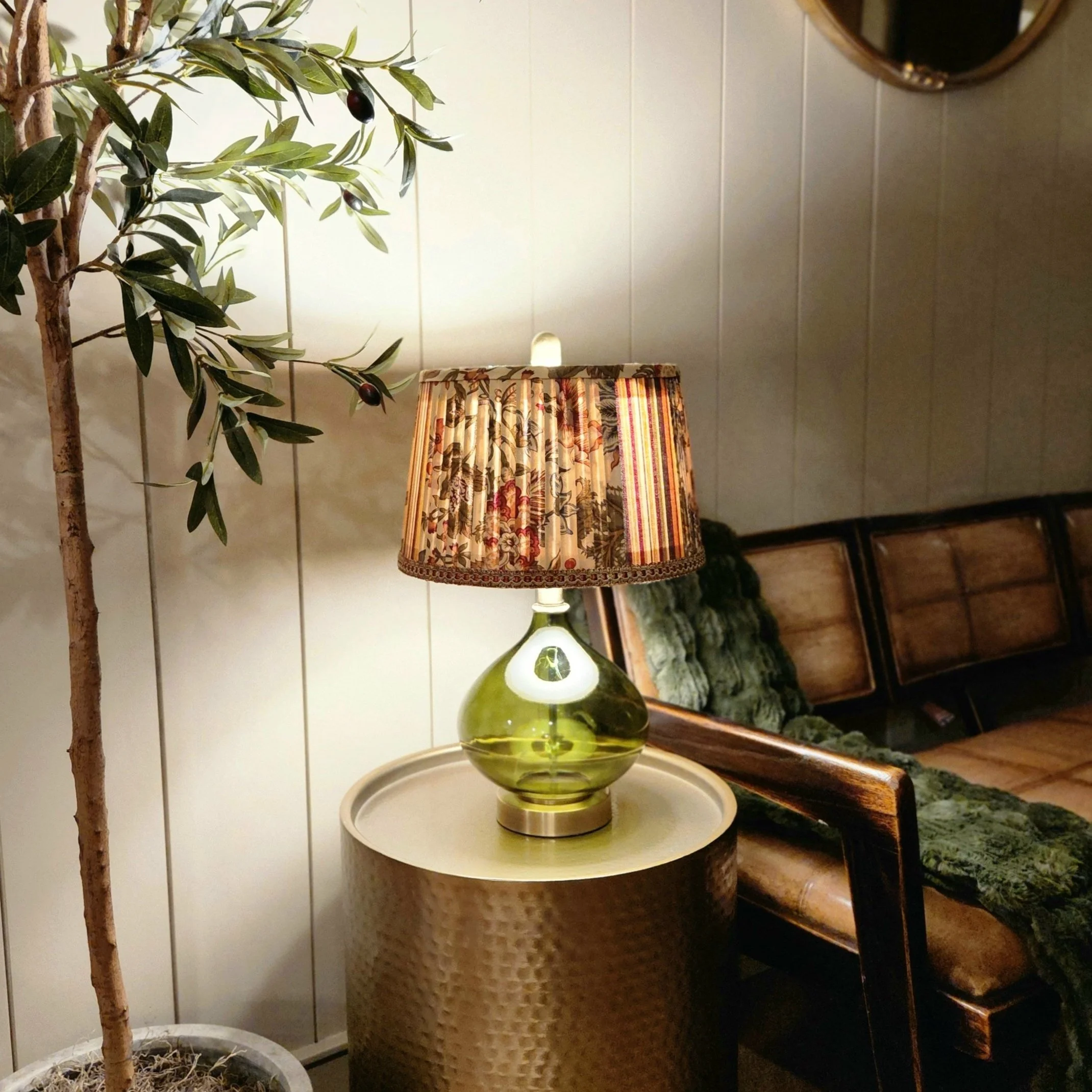 Finding Your Dream Duo: A Guide to Choosing the Right Lamp Base for Your ALD Lampshade