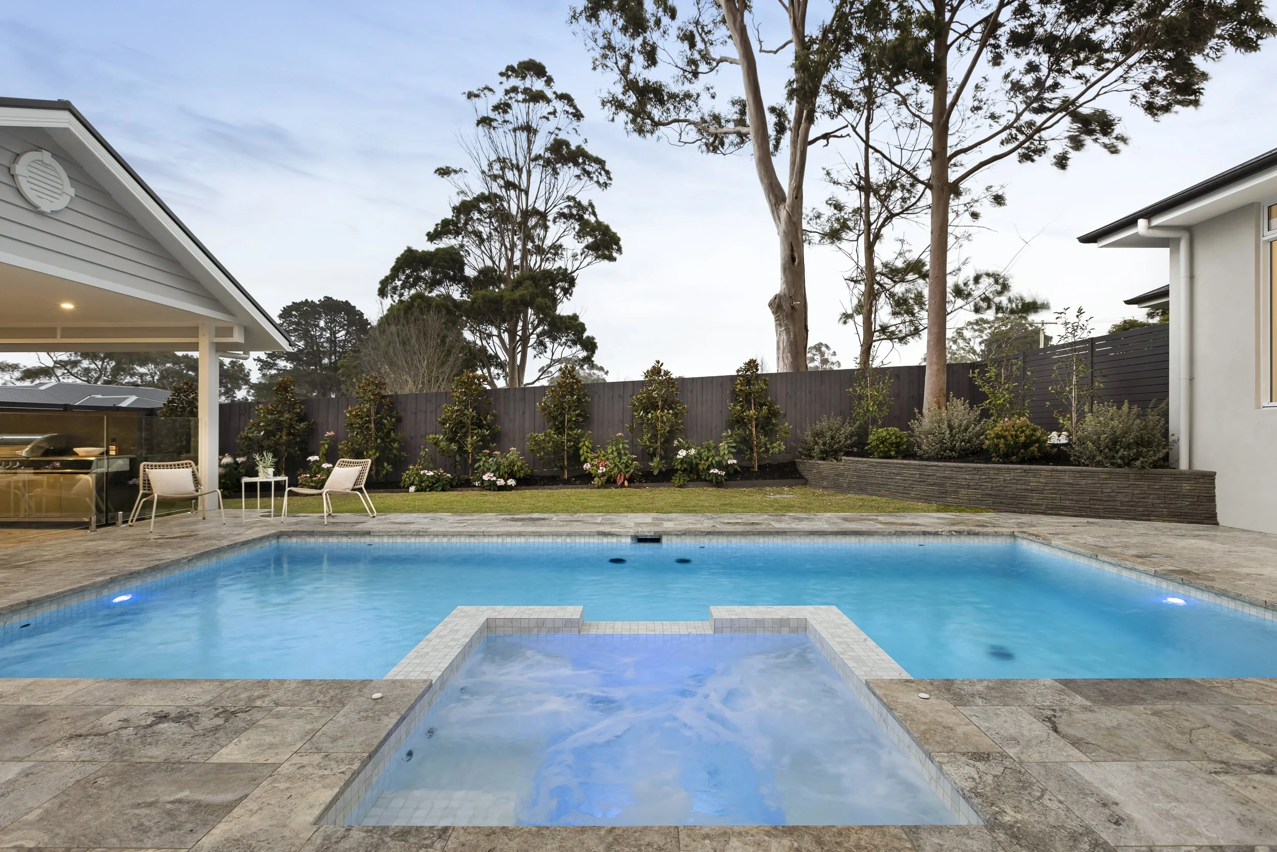 Clendon-Mount-Eliza-3.jpg