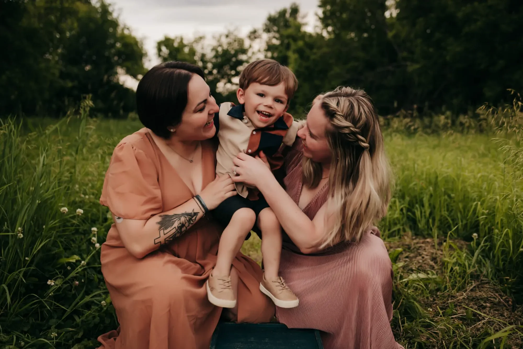 June2024-Lynzee_Rachel_T-Wahpeton-Family-8.webp