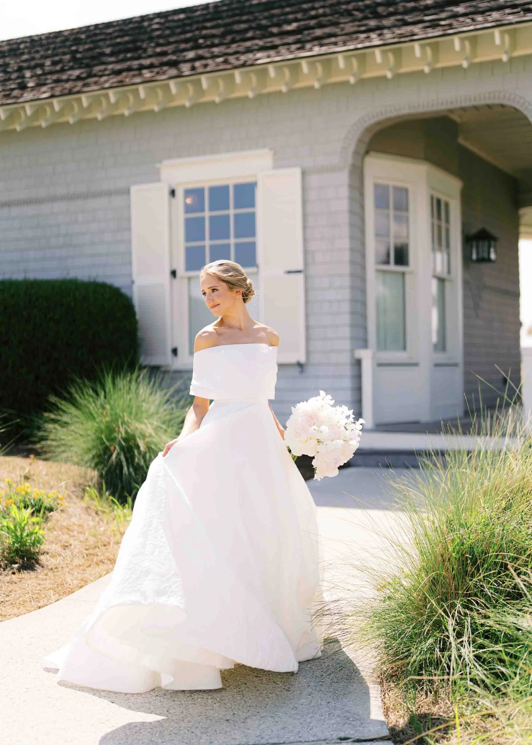 bride portrait ocean course kiawah island wedding coastal bridal portrait south carolina