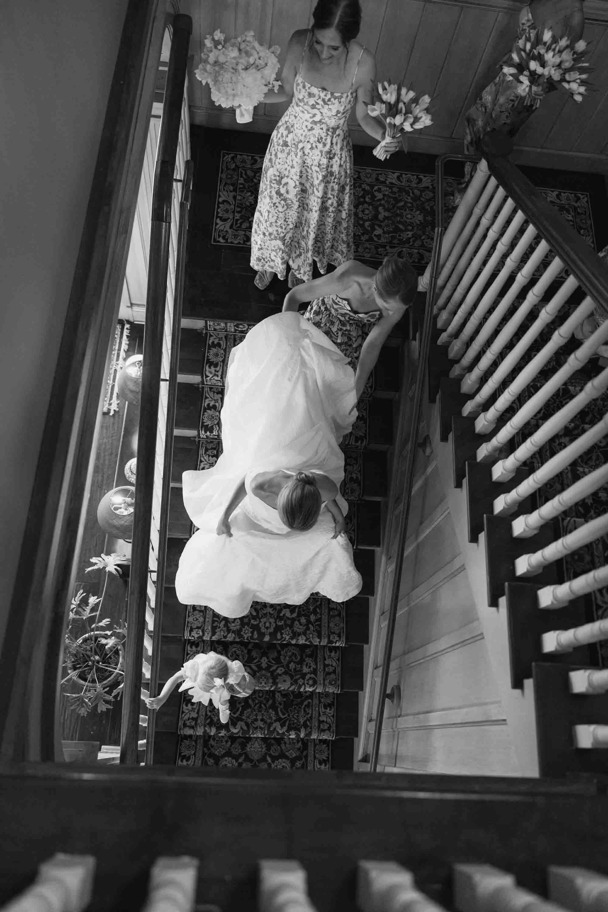 black and white bride staircase wedding editorial kiawah island ocean course