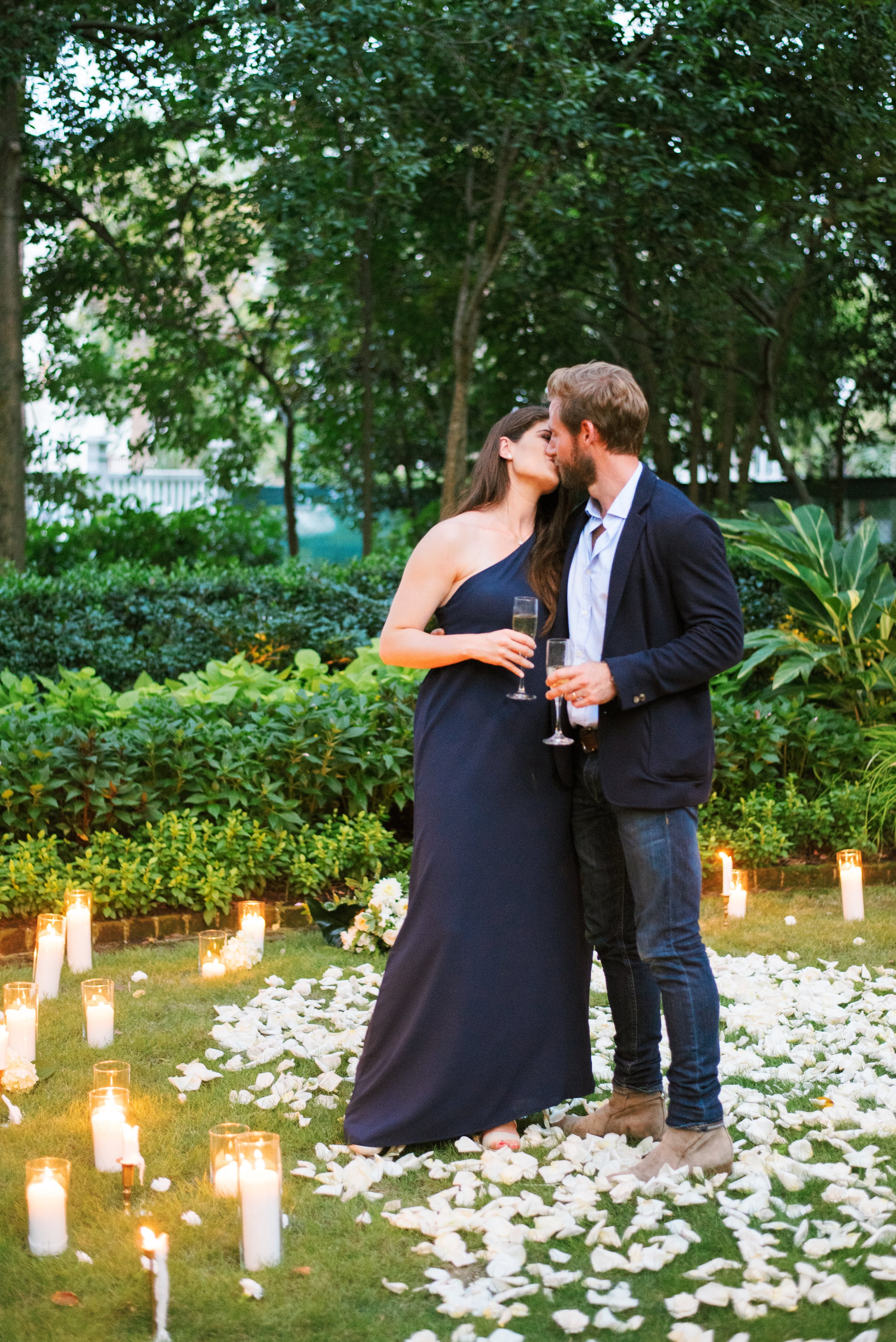 thomas-bennett-house-proposal-photographer-engaged.jpg