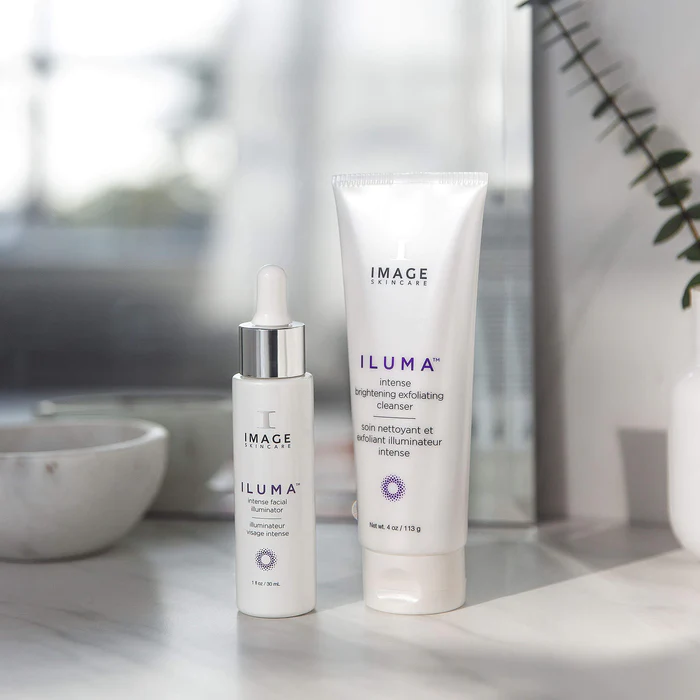 ILUMA-INTENSE-BRIGHTENING-EXFOLIATING-CLEANSER-R04_700x.png